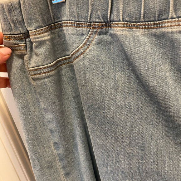 Eileen Fisher Pull on Ankle Blue Jean Frayed Hem Organic and Elastic waist ! - Picture 5 of 8